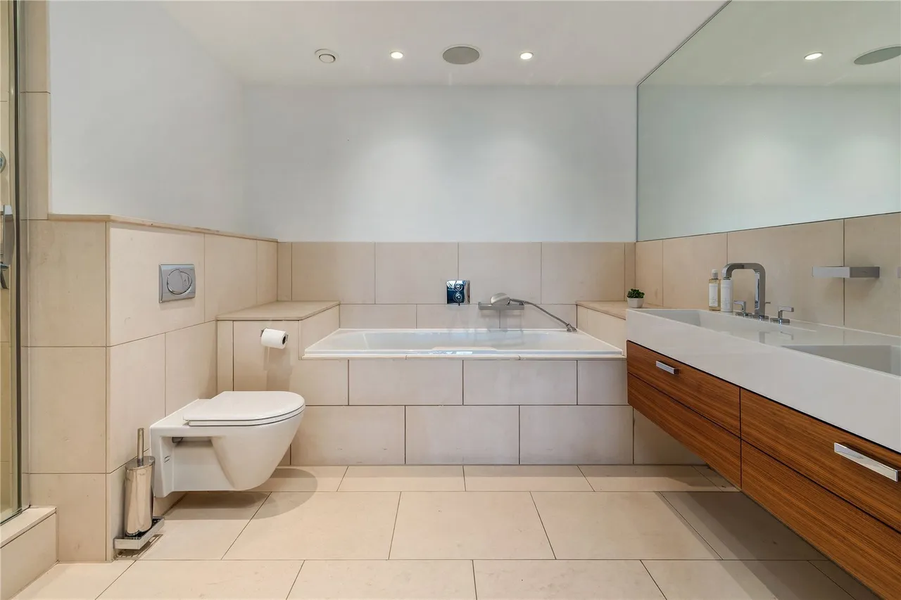Brook Lane, Alderley Edge, SK9, photo 19