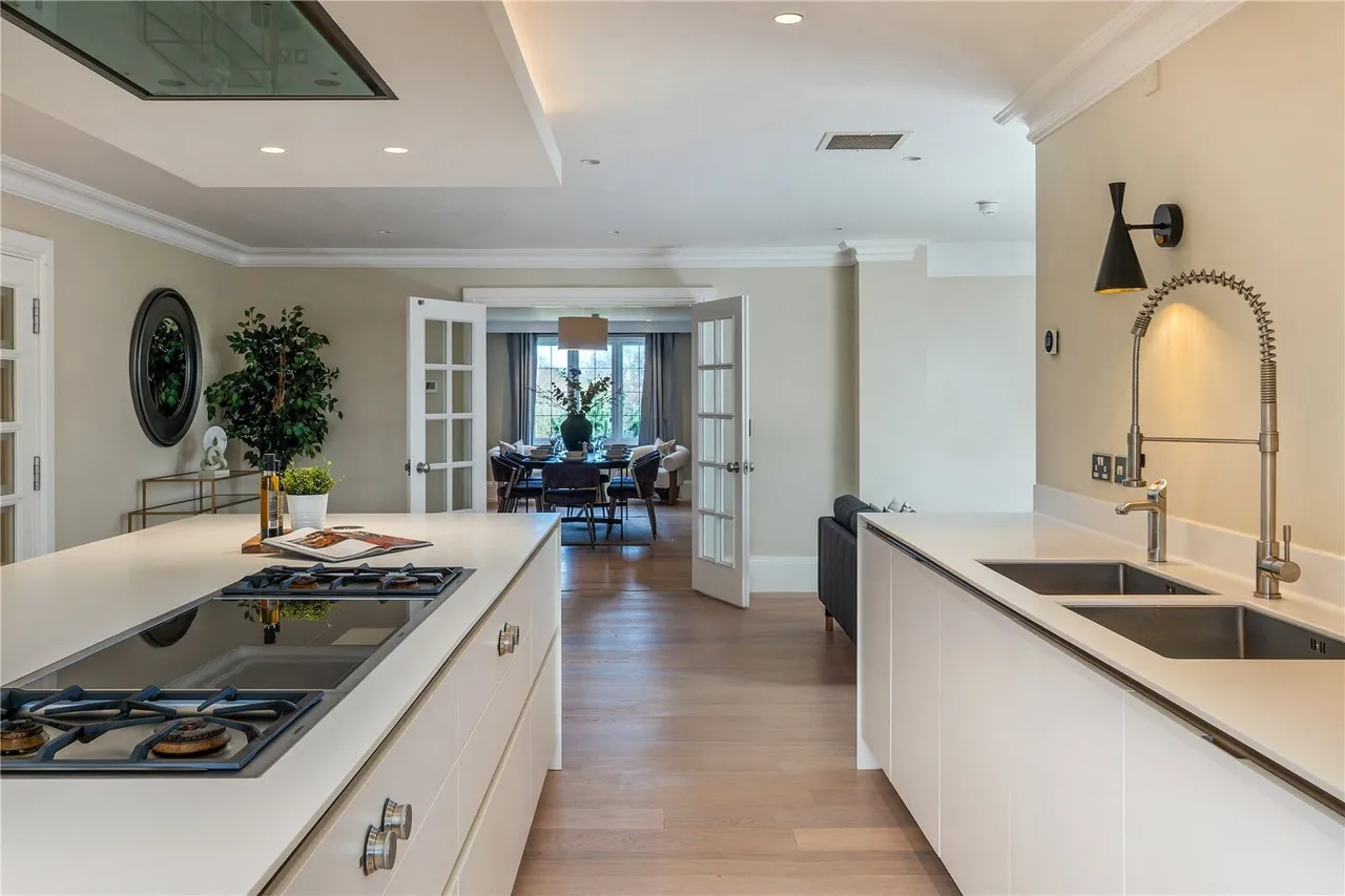 Brook Lane, Alderley Edge, SK9, photo 13