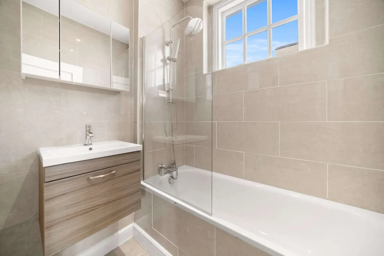 St. John's Hill, London, SW11 1SL, photo 12