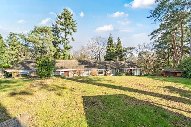 High View Road, Lightwater, GU18, photo 4