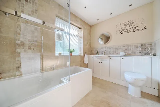 High View Road, Lightwater, GU18, photo 16