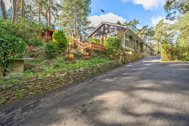High View Road, Lightwater, GU18, photo 23
