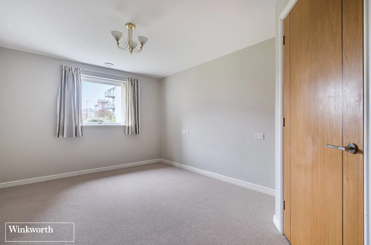 Lady Susan Court, New Road, Basingstoke, RG21, photo 9