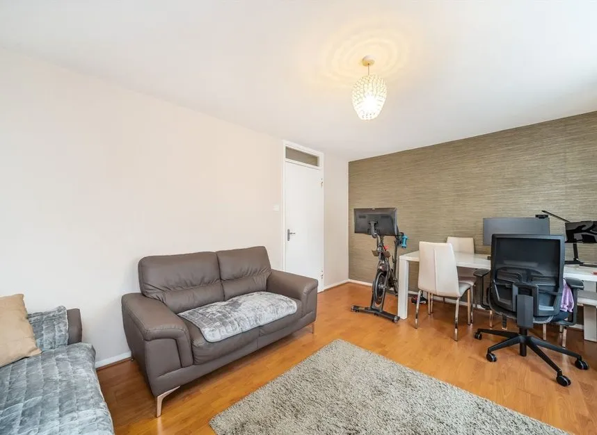 Jarrow Way, Homerton, E9, photo 3