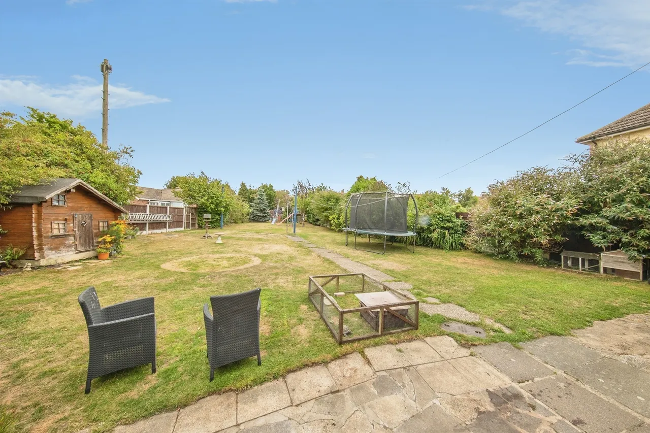 3 bed house for sale — Rose Bank, Harwich