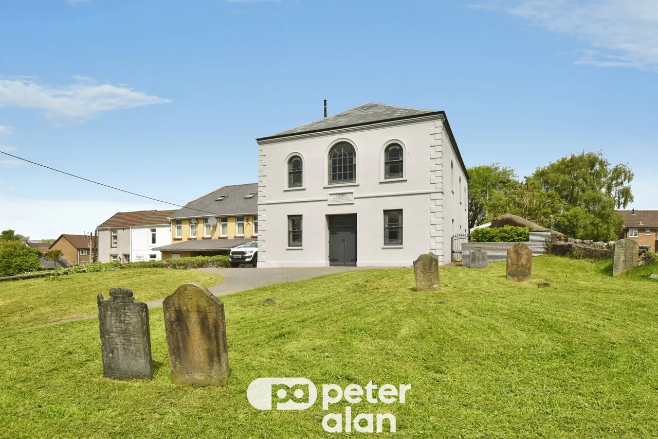 Merthyr Road, Aberdare, CF44, photo 6