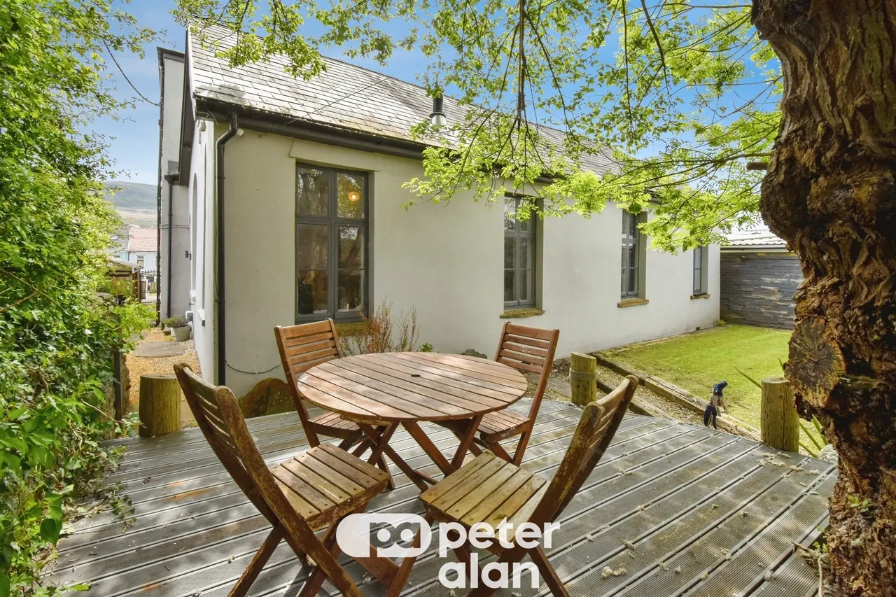 Merthyr Road, Aberdare, CF44, photo 50