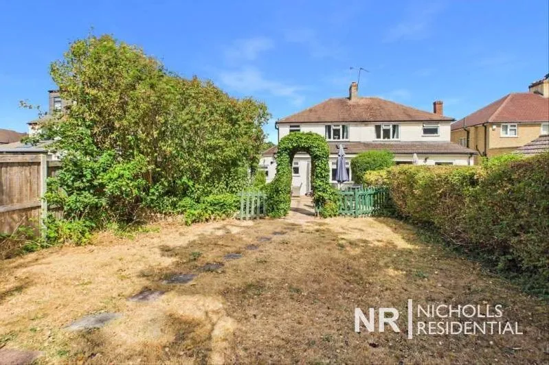 Rhodrons Avenue, Chessington, KT9, photo 21