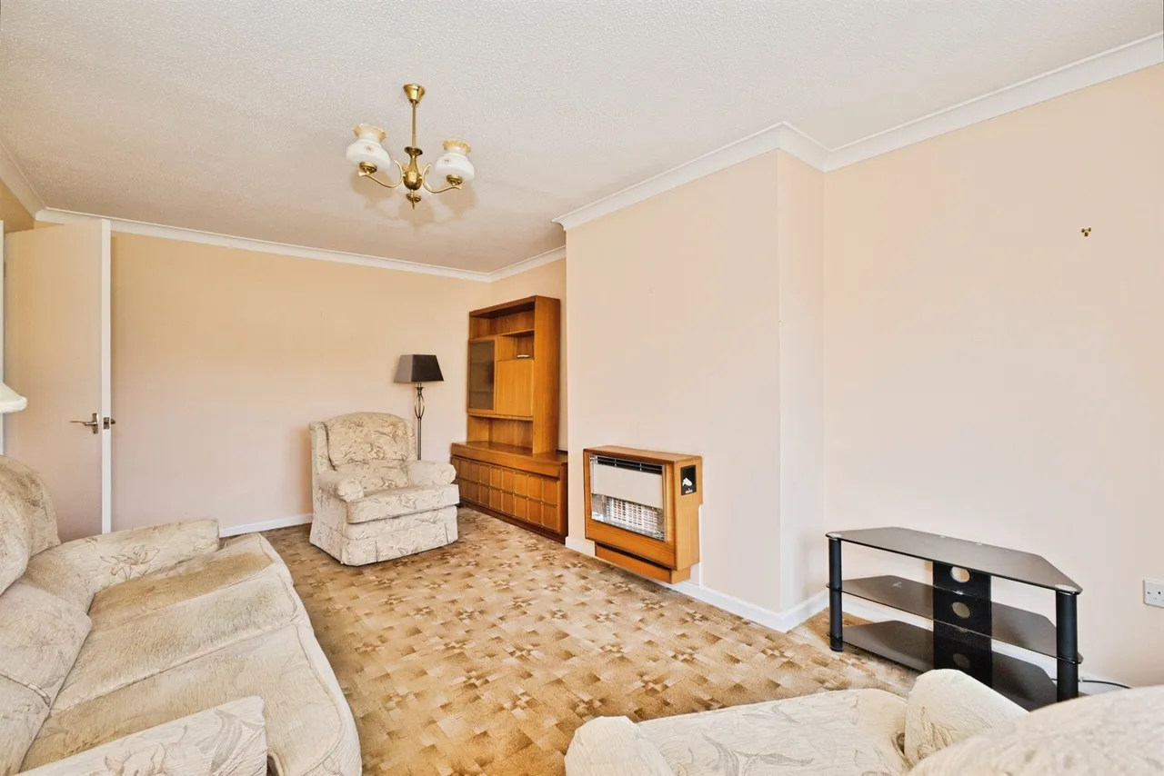 Southway Drive, Yeovil, photo 3