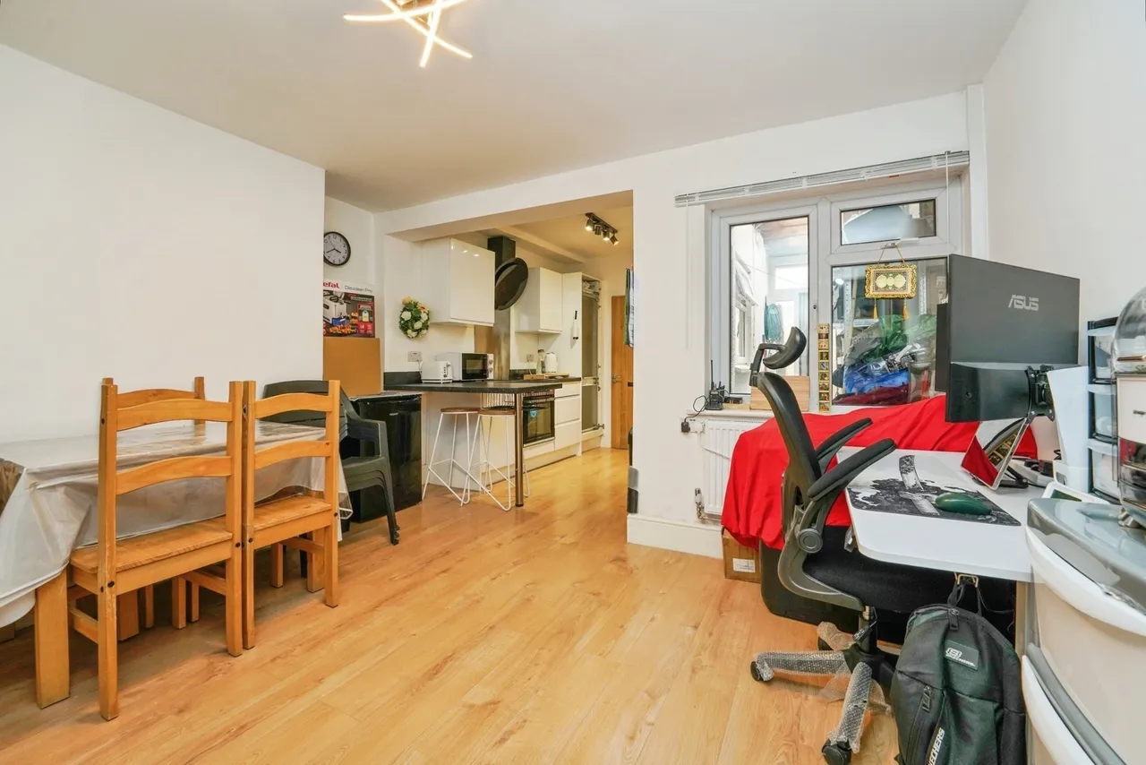 Ryecroft Street, Gloucester, Gloucestershire, GL1, photo 2