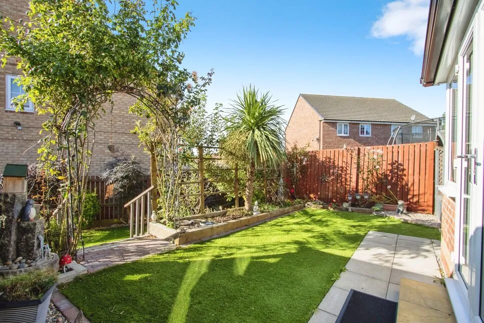Poppy Fields Way, Pontefract, West Yorkshire, WF8, photo 6