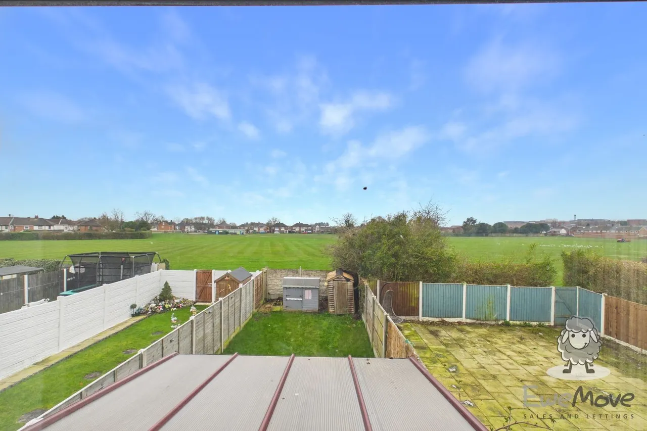 Sandhurst Road, Rainhill, L35, photo 11