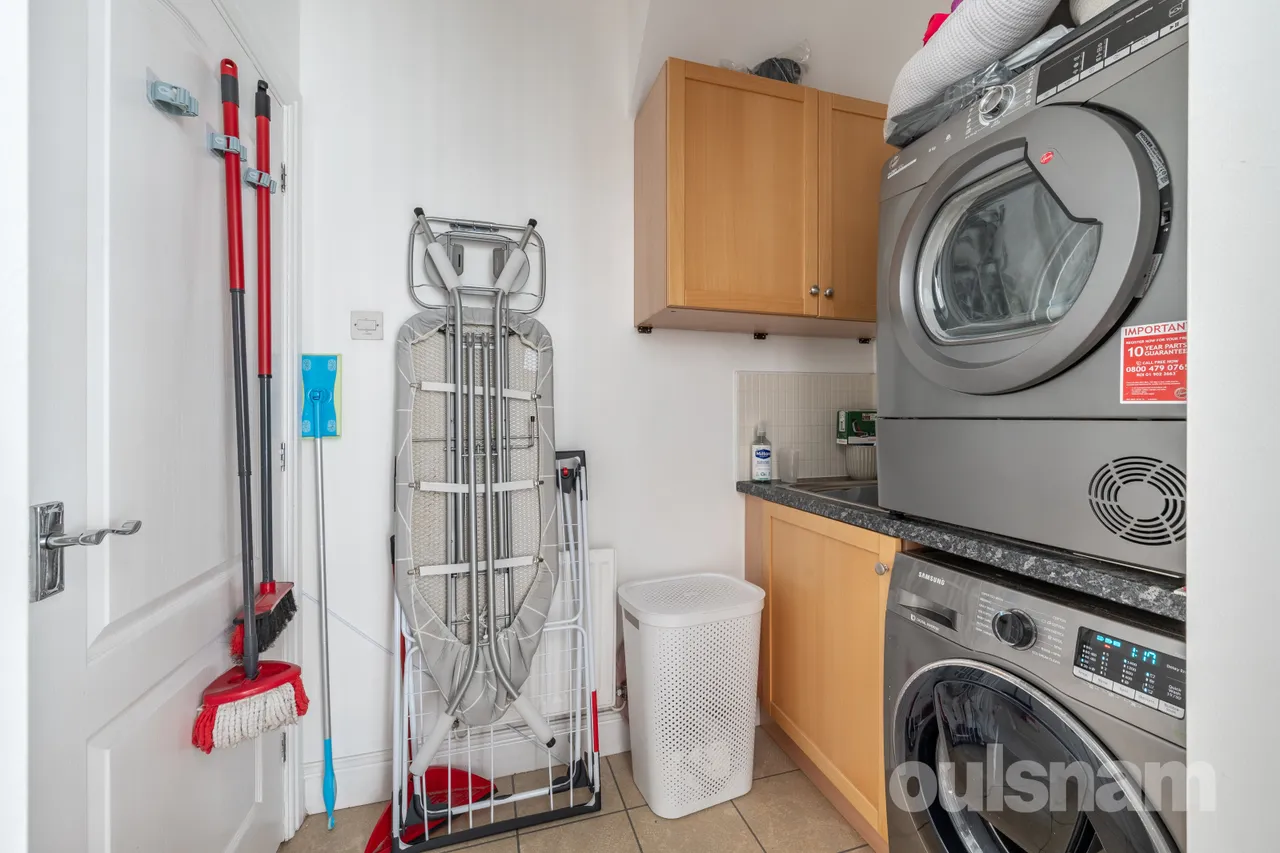 Middlepark Drive, Northfield, Birmingham, West Midlands, B31 2FL, photo 6