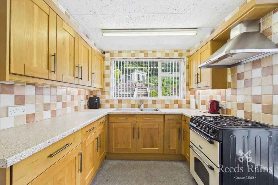 Scar Grove, Newsome, Huddersfield, West Yorkshire, HD4, photo 2