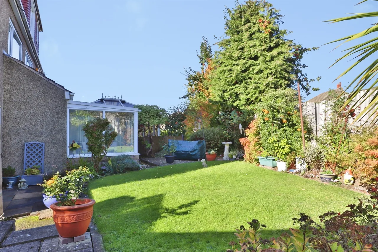 Temple Park Close, Leeds, LS15, photo 16