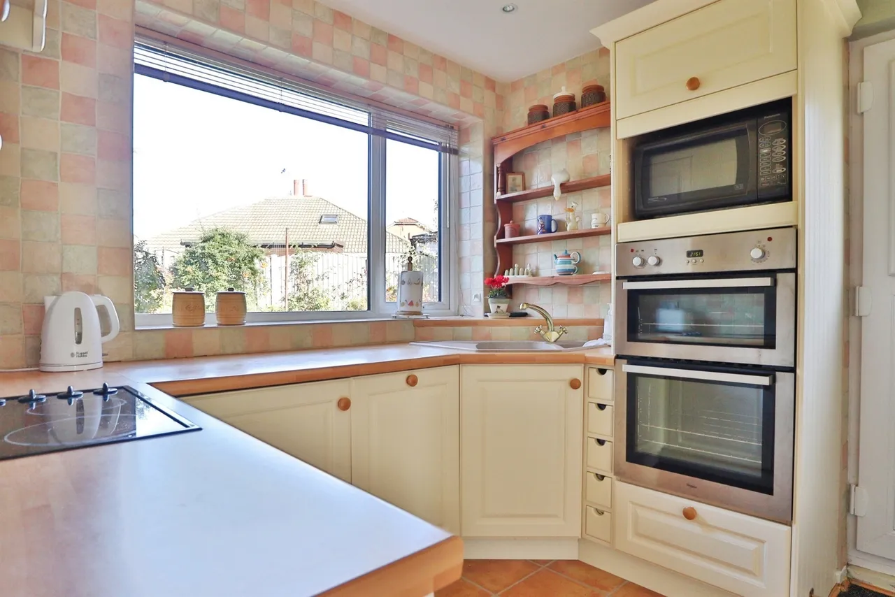 Temple Park Close, Leeds, LS15, photo 6