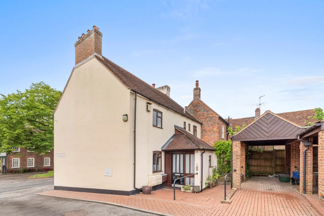Woods Place, Wendover, HP22, photo 8