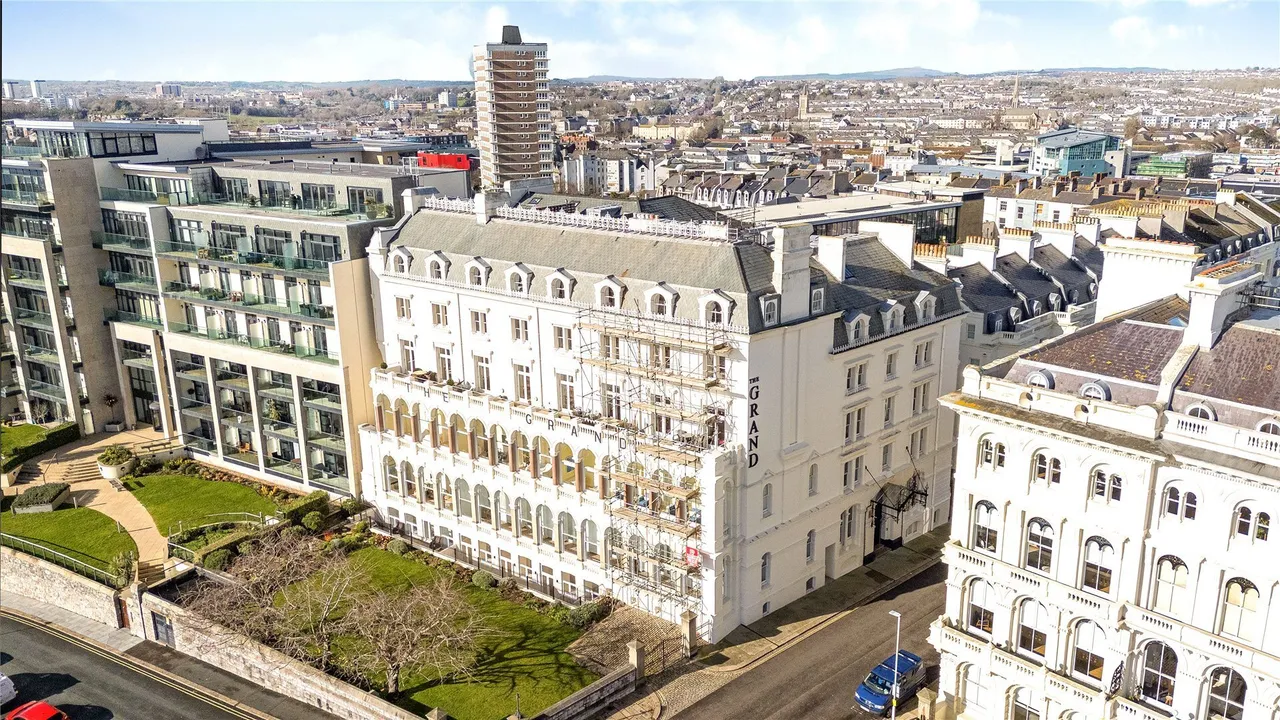 3 bed property for sale — Elliot Street, Plymouth, Devon, PL1