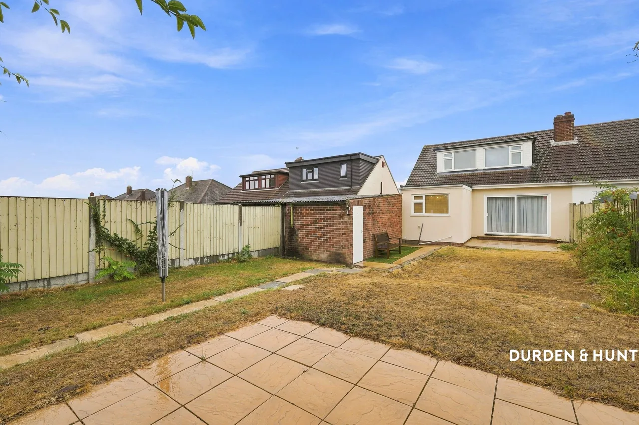 Hunter Drive, Hornchurch, RM12, photo 22