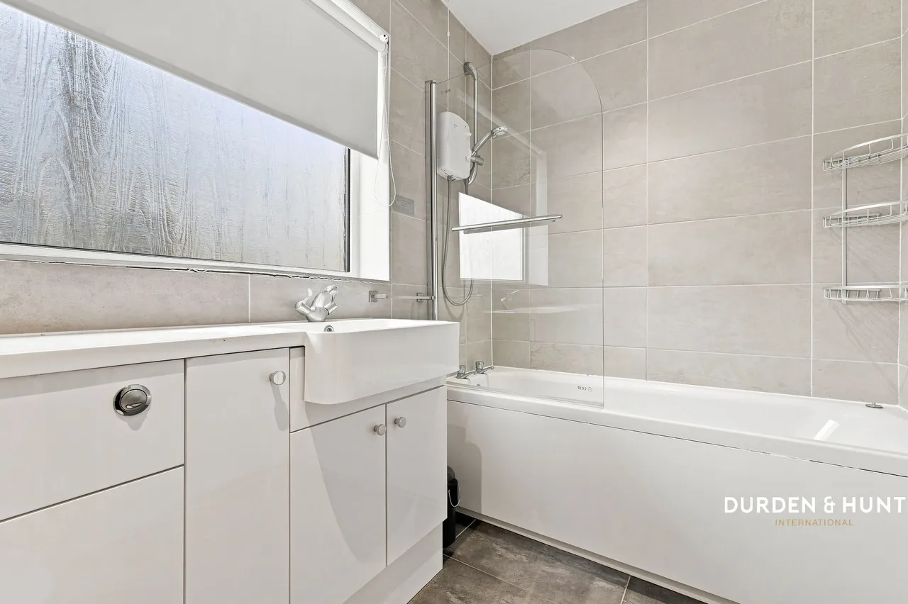 Hunter Drive, Hornchurch, RM12, photo 21