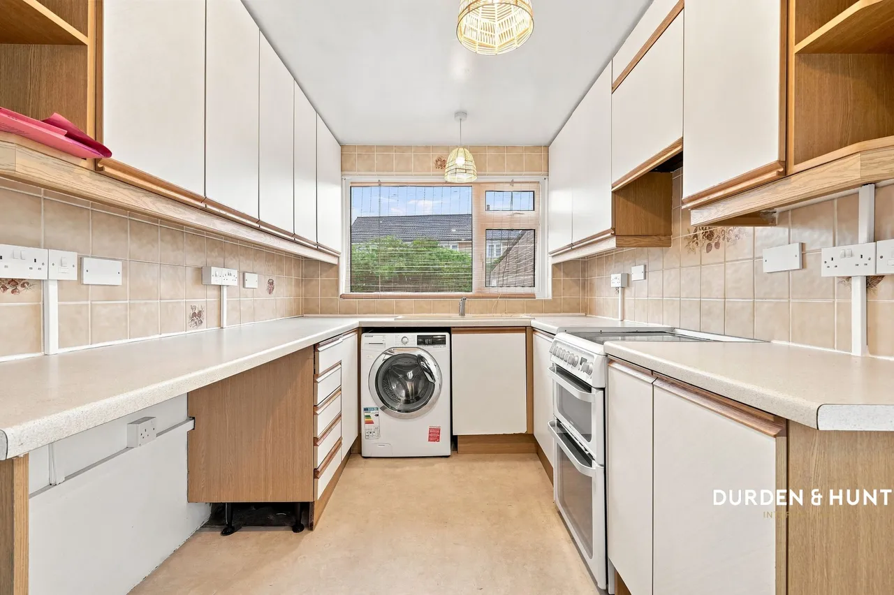 Hunter Drive, Hornchurch, RM12, photo 7