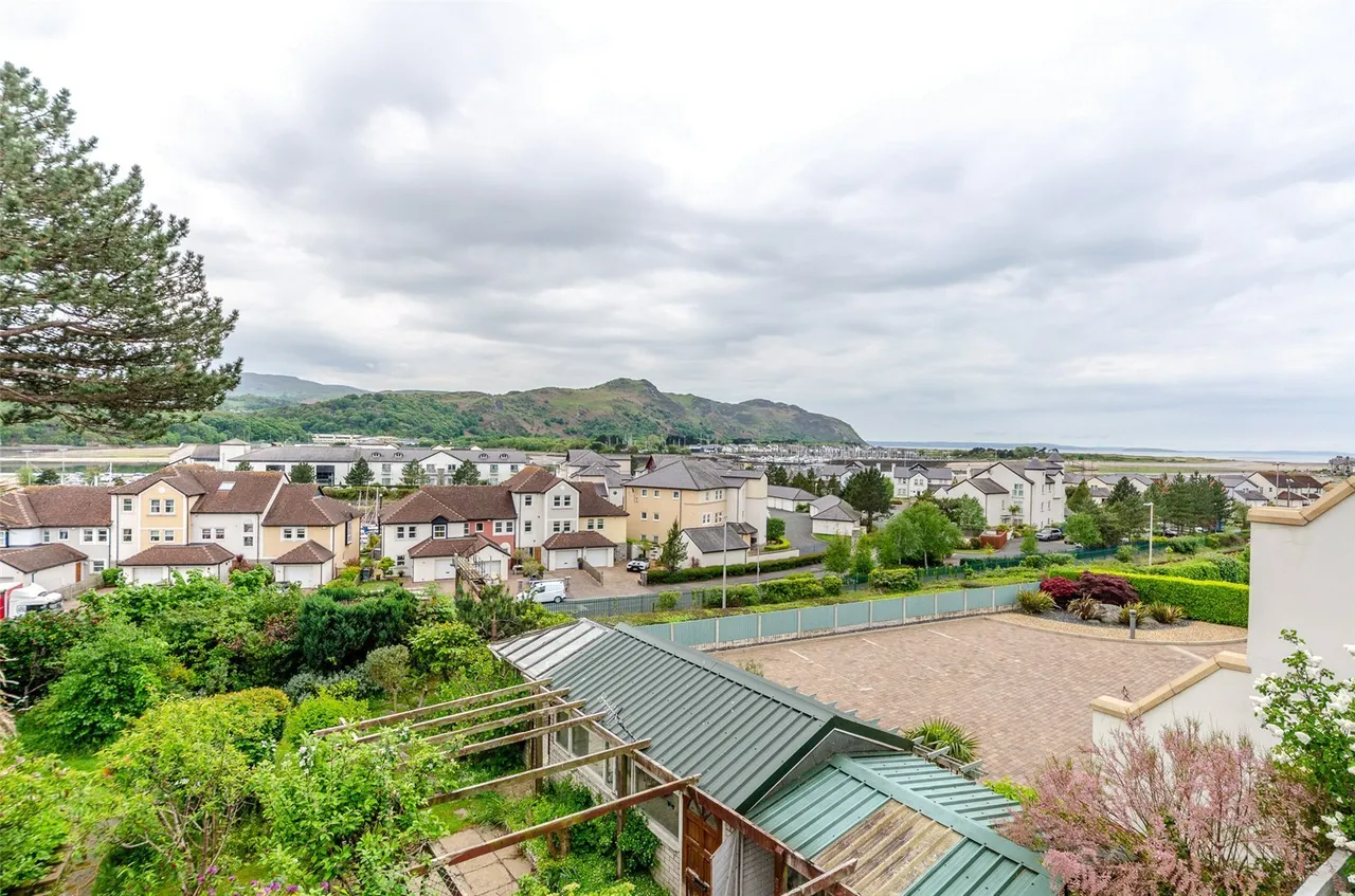 Ty Mawr Road, Deganwy, LL31, photo 13