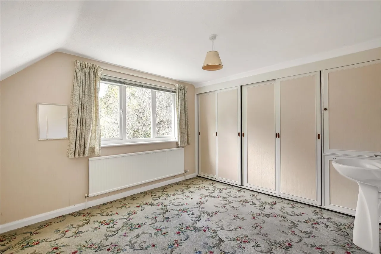 Lights Lane, Alderbury, Salisbury, Wiltshire, SP5 3AL, photo 9