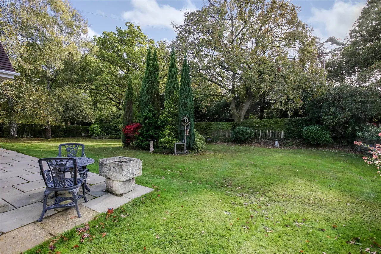 Lights Lane, Alderbury, Salisbury, Wiltshire, SP5 3AL, photo 15