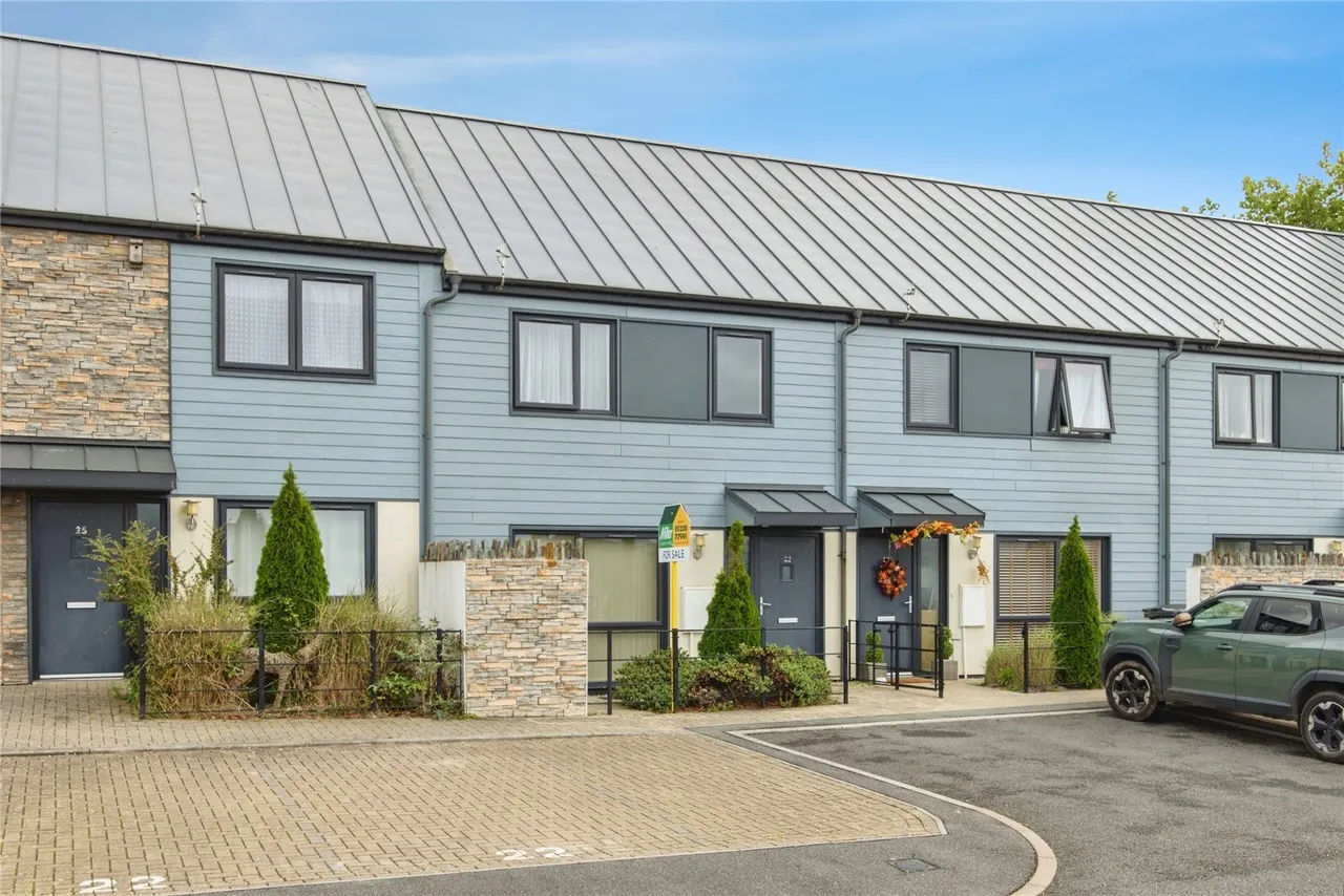 3 bed house for sale, Foxglove Road, Bodmin, PL31
