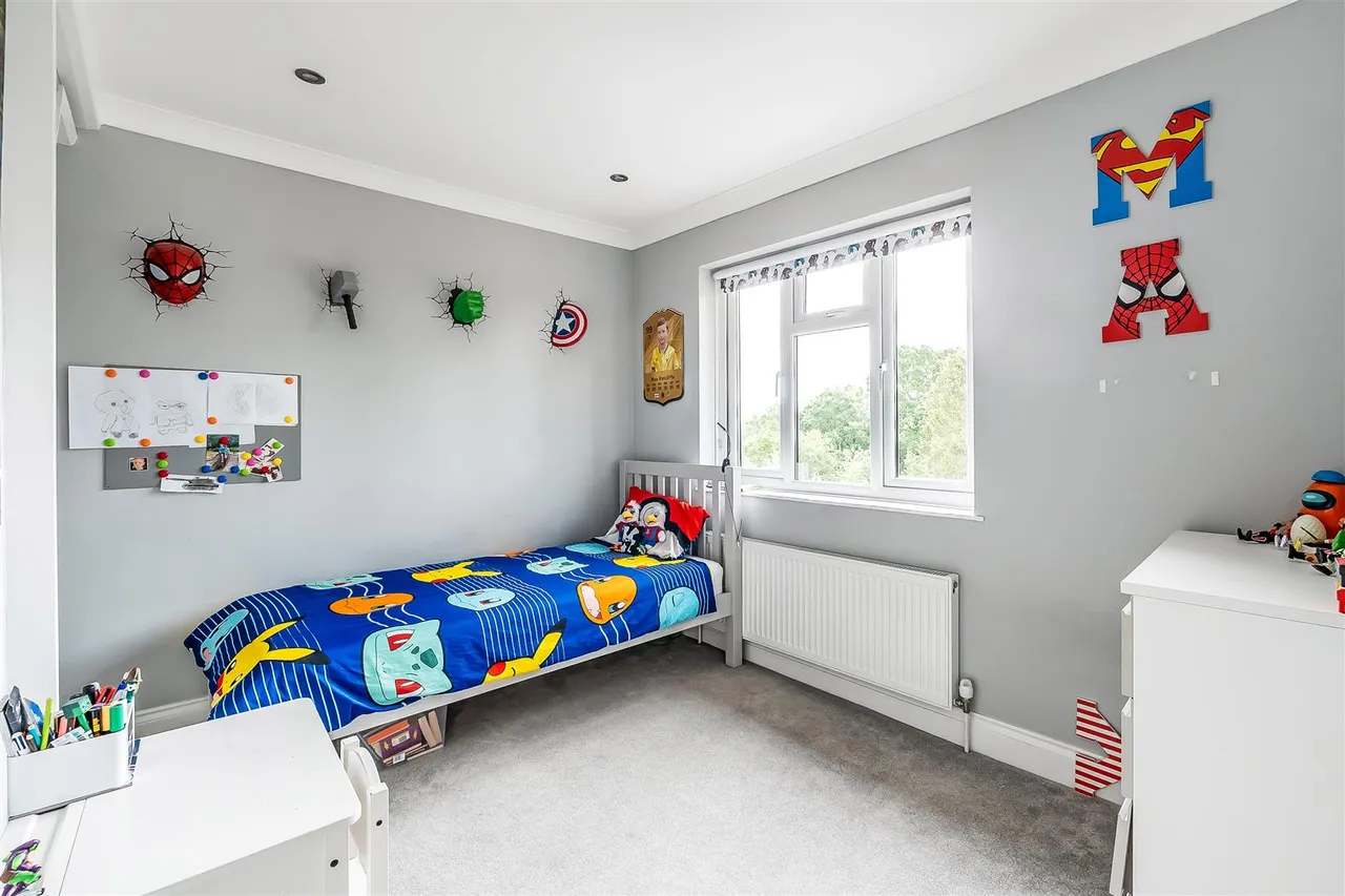 Monks Green, Fetcham, KT22, photo 15