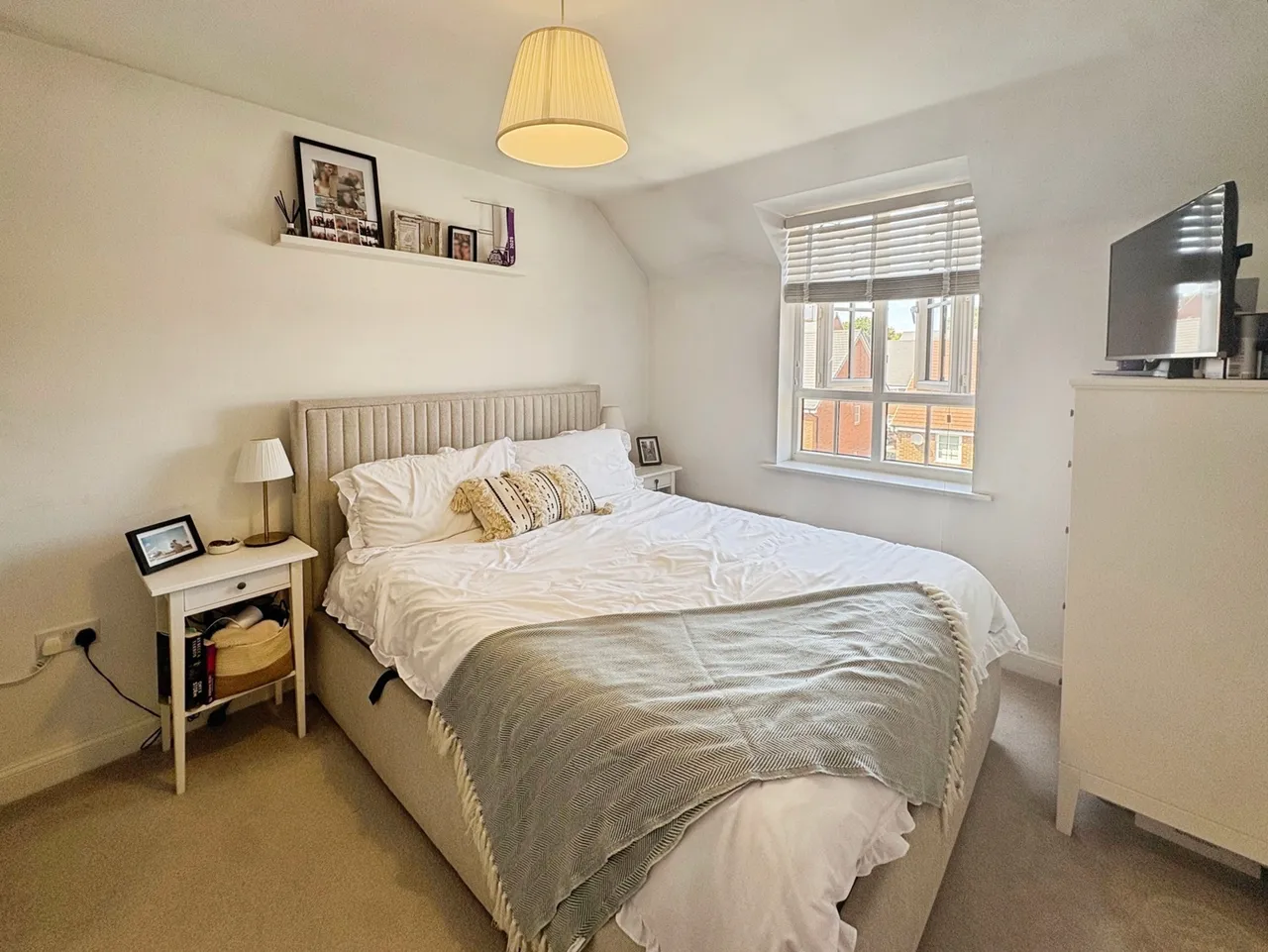 Dempsey Road, Wellesley, Aldershot, Hampshire, GU11 4DP, photo 7