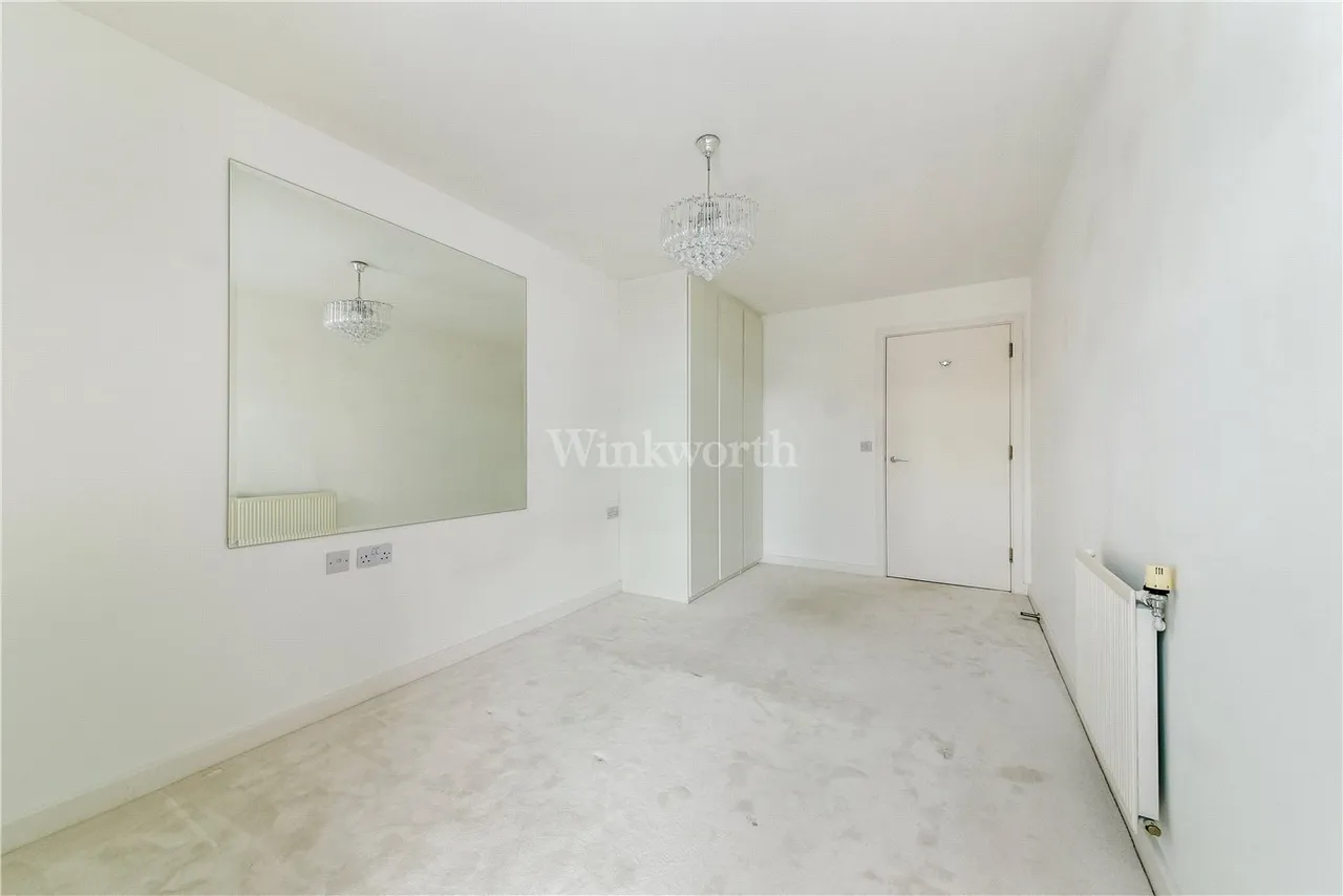 Bromley Road, London, SE6, photo 7