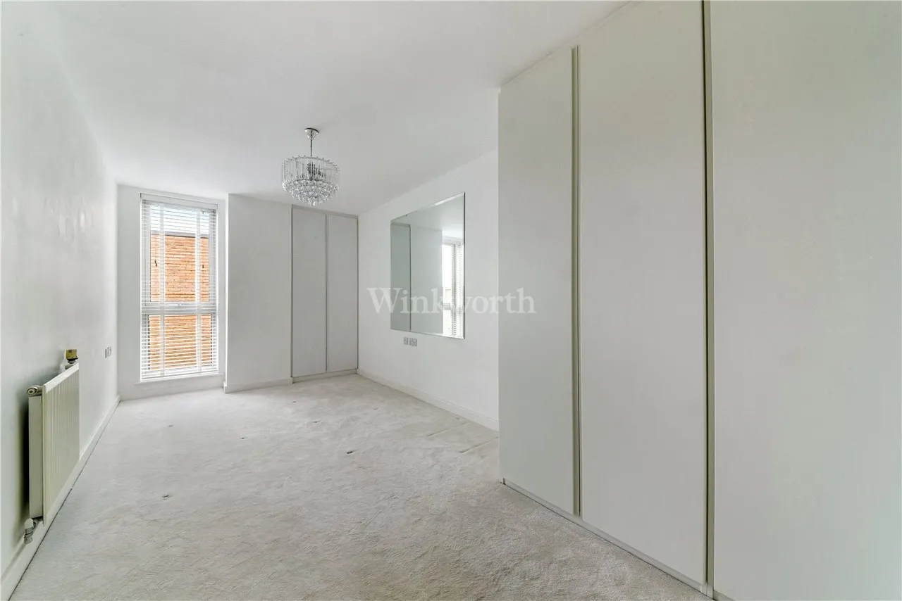 Bromley Road, London, SE6, photo 8