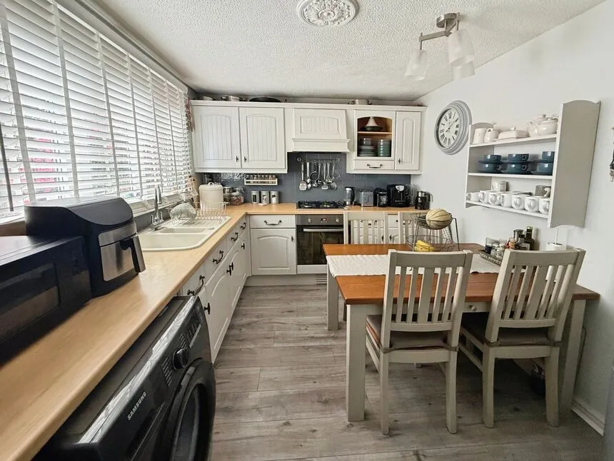 Epstein Road, London, SE28, photo 2
