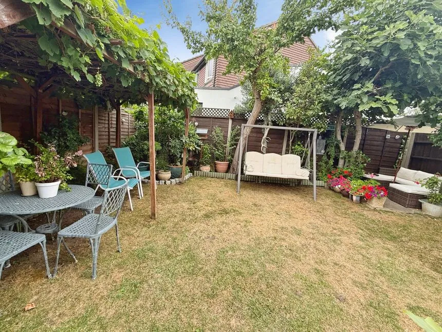 Epstein Road, London, SE28, photo 5