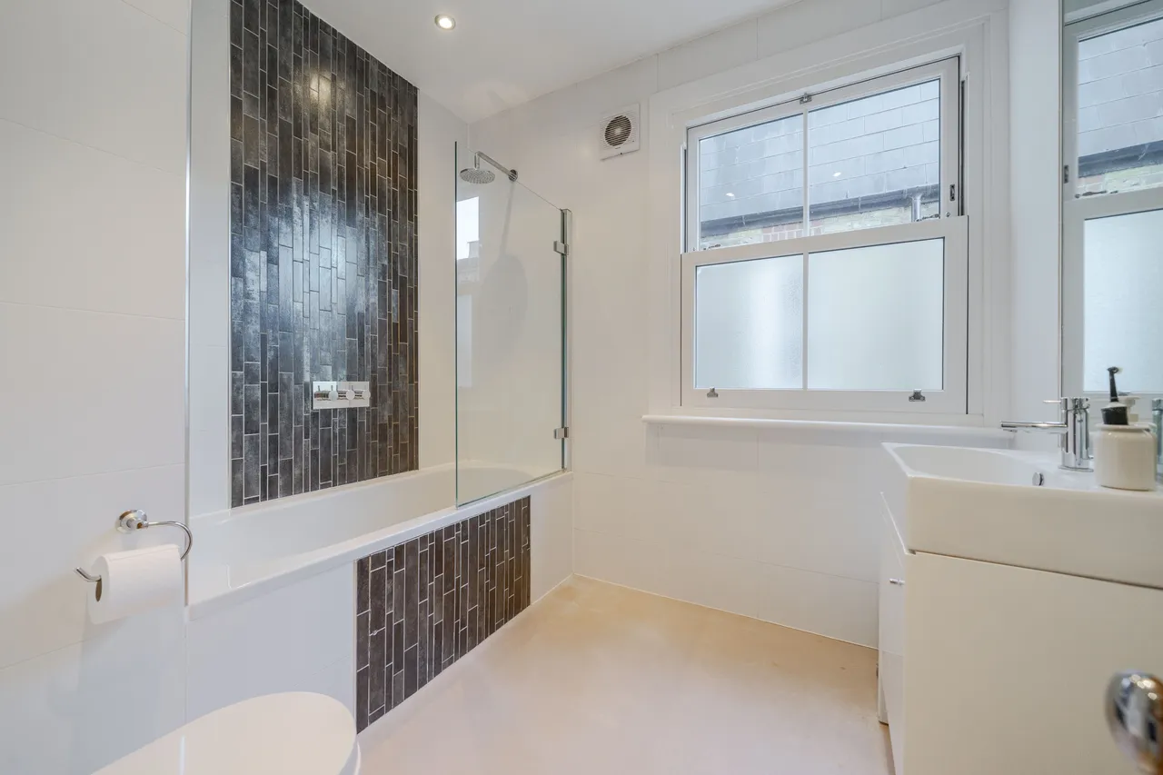 Queensmill Road, London, SW6, photo 16