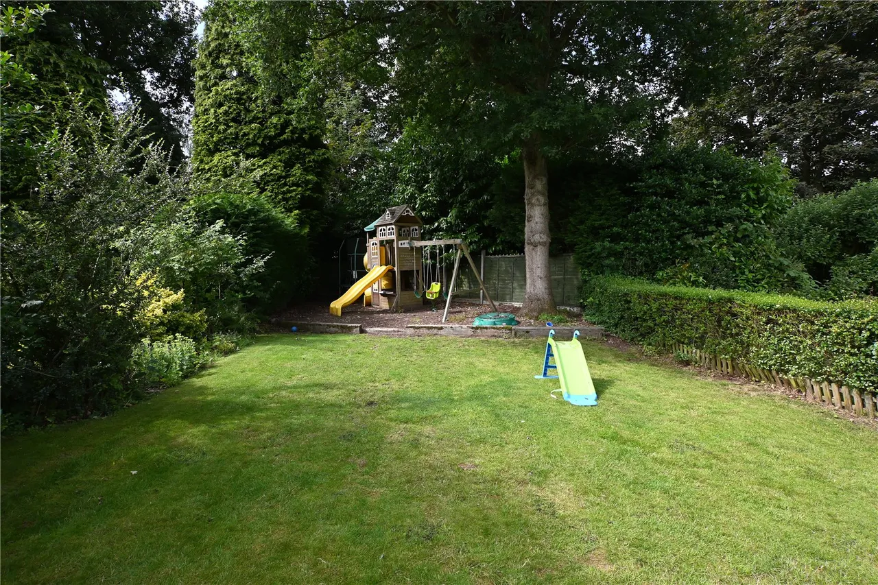 Garland Way, Bournville Village Trust, Northfield, Birmingham, B31 2BT, photo 16