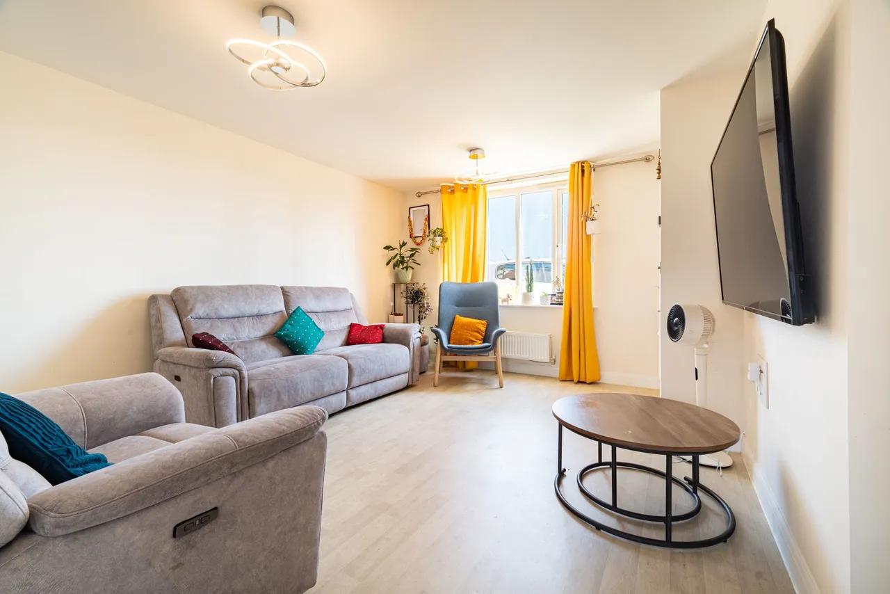 Kitchener Drive, Eaton Leys, MK17, photo 10