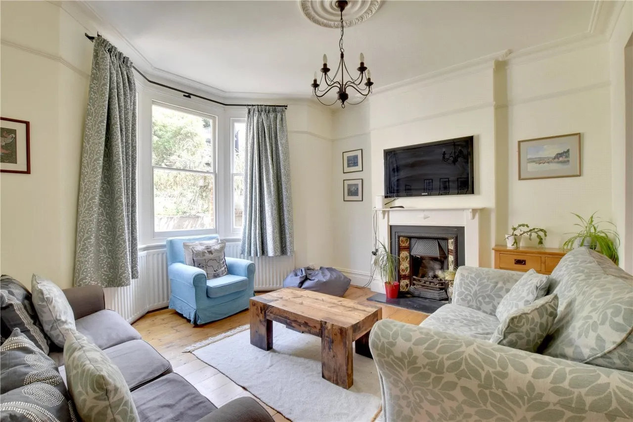 Lansdowne Lane, Charlton, London, SE7, photo 2