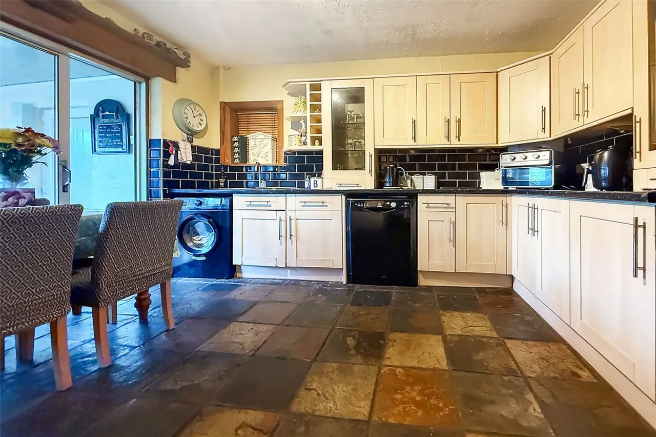 Littlehampton, BN17, photo 13