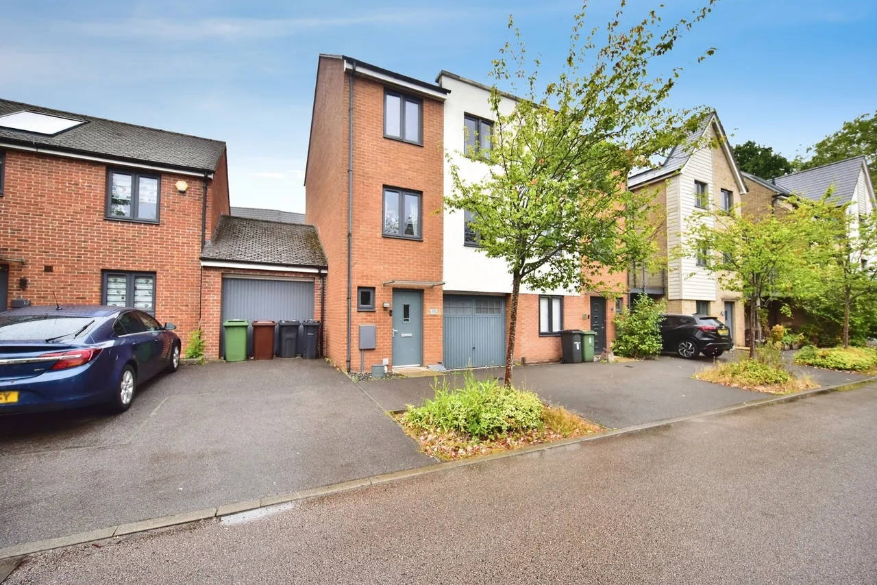 3 bed house for sale, Darwin Avenue, Maidstone, ME15