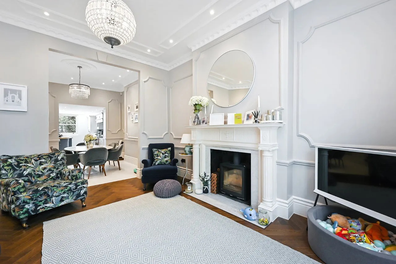 Brunswick Gardens, Kensington, London, W8 4AW, photo 7