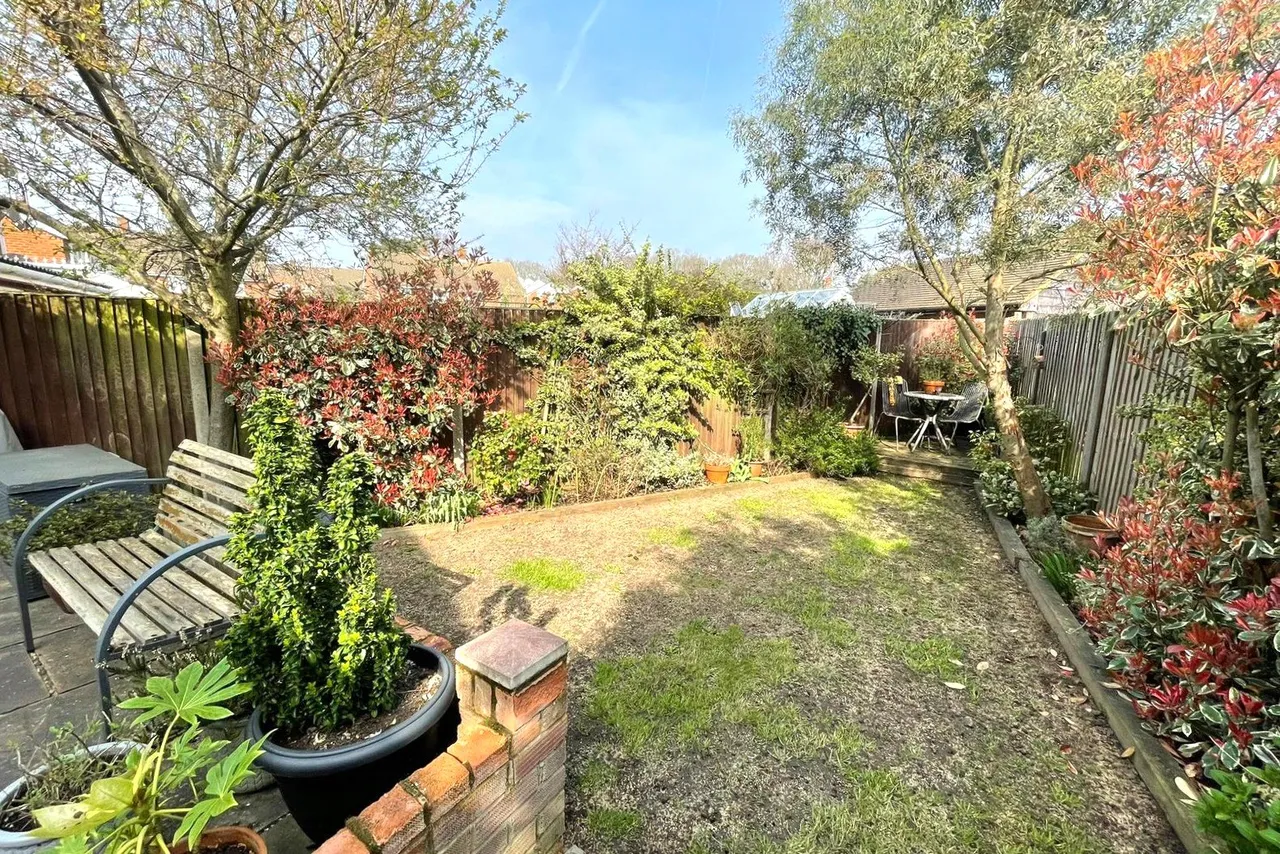 Exeter Road, Ash, Surrey, GU12 6SS, photo 18