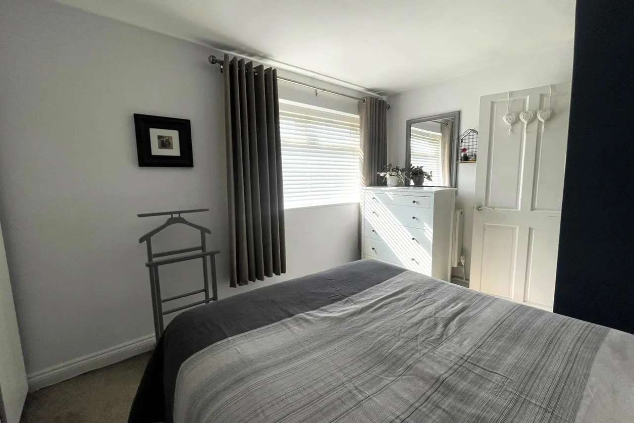 Exeter Road, Ash, Surrey, GU12 6SS, photo 10