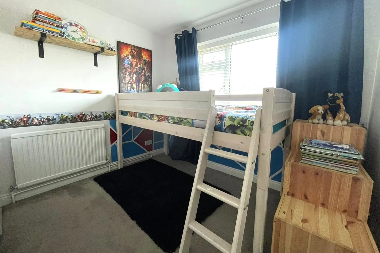 Exeter Road, Ash, Surrey, GU12 6SS, photo 11