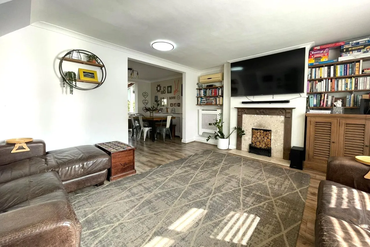 Exeter Road, Ash, Surrey, GU12 6SS, photo 8