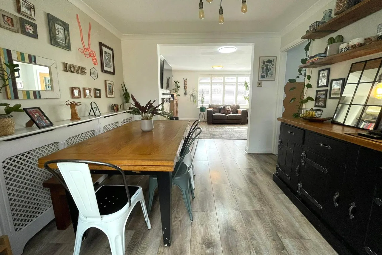 Exeter Road, Ash, Surrey, GU12 6SS, photo 9