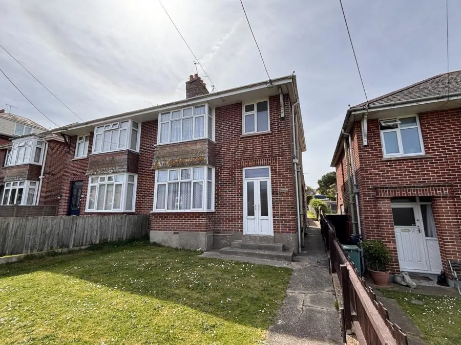 3 bed house for sale, School Lane, Carisbrooke, PO30