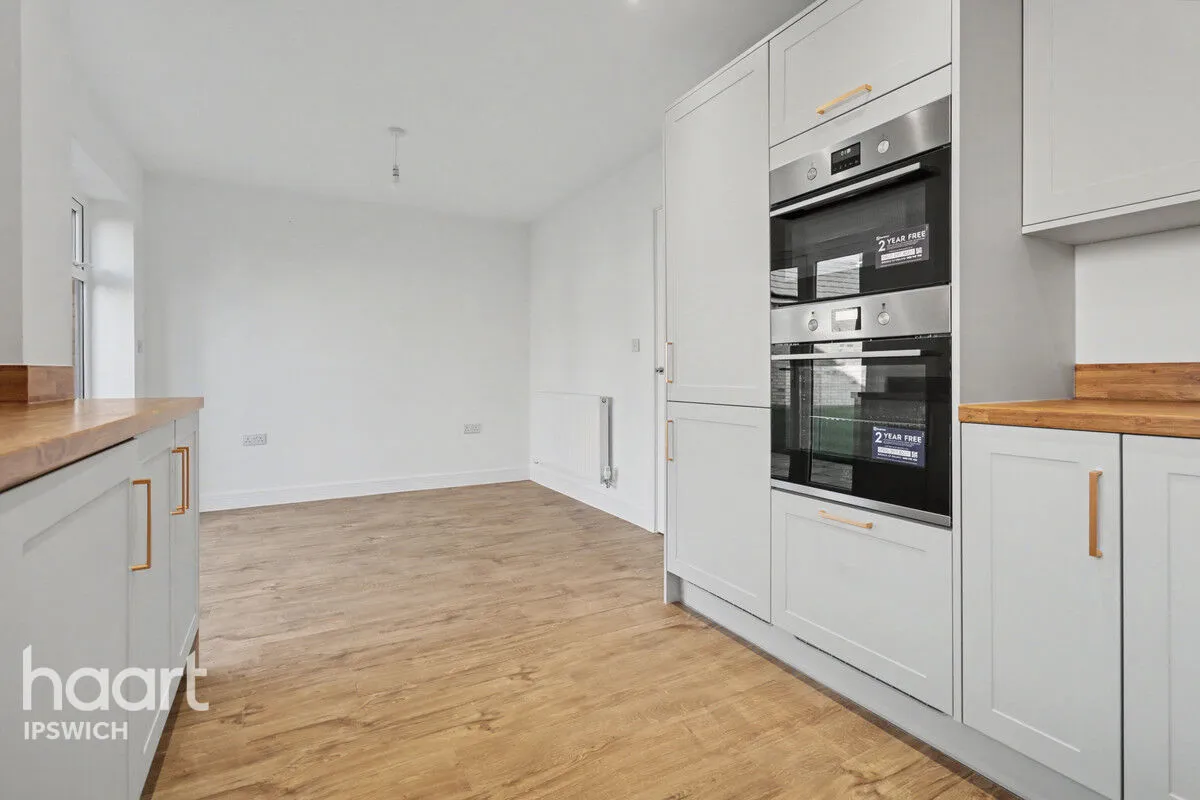 Pinewood Grange, Ipswich, IP14, photo 15