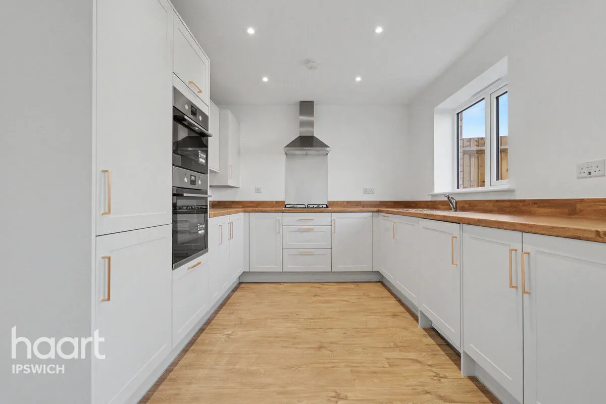 Pinewood Grange, Ipswich, IP14, photo 14
